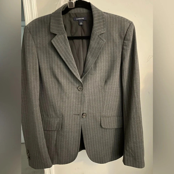 Lands End woman’s 12 gray striped blazer Fully lined EUC front darts 2 button - Picture 1 of 9